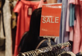 Ночь распродаж в Малом ГУМе